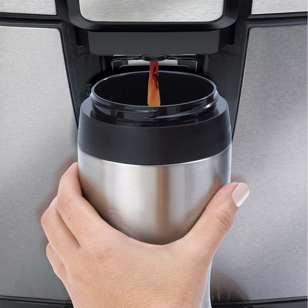 Dispensador de café Oster® programable 12 tazas BVSTDCZH13